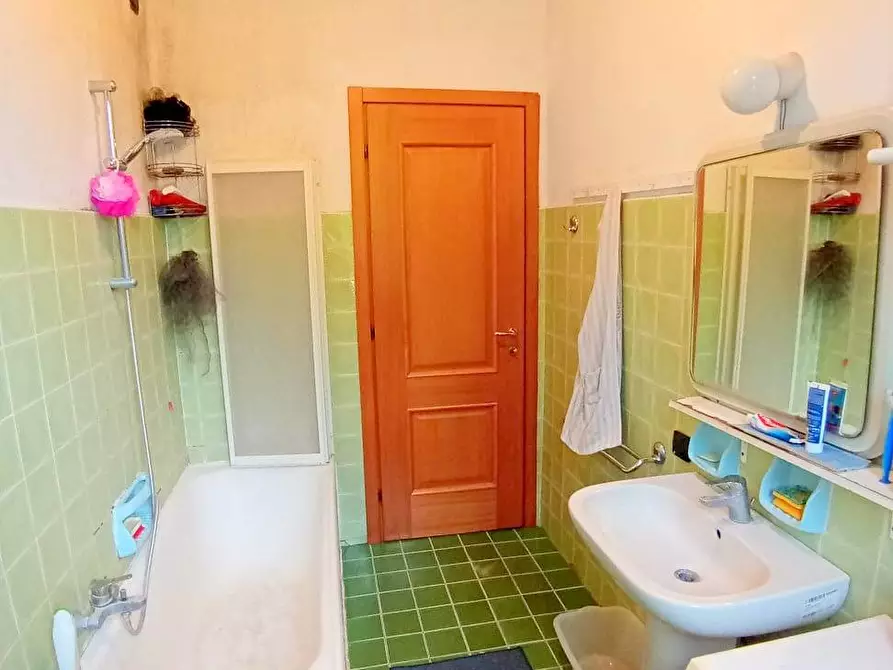 Immagine 17 di Appartamento in vendita  in I. ROTA a Vimercate