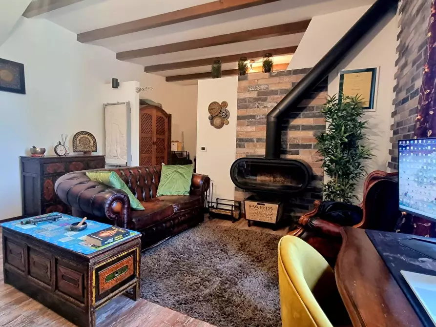 Immagine 1 di Appartamento in vendita  in via risorgimento a Grezzago