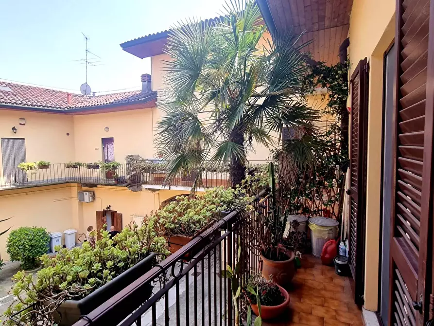 Immagine 10 di Appartamento in vendita  in via risorgimento a Grezzago