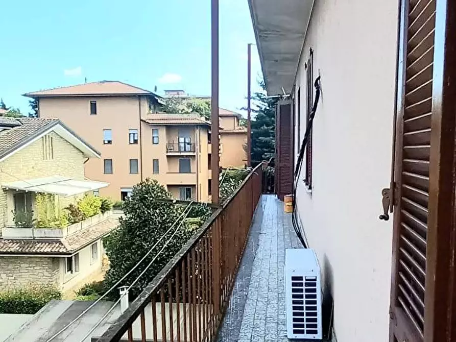 Immagine 14 di Appartamento in vendita  a Vimercate