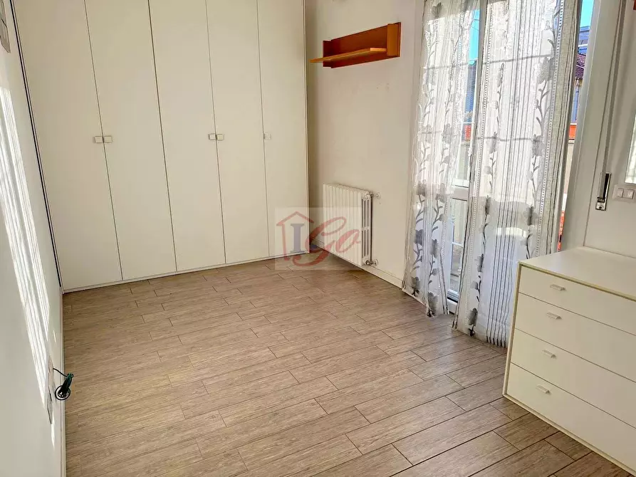 Immagine 6 di Appartamento in vendita  in via besana a Cavenago Di Brianza