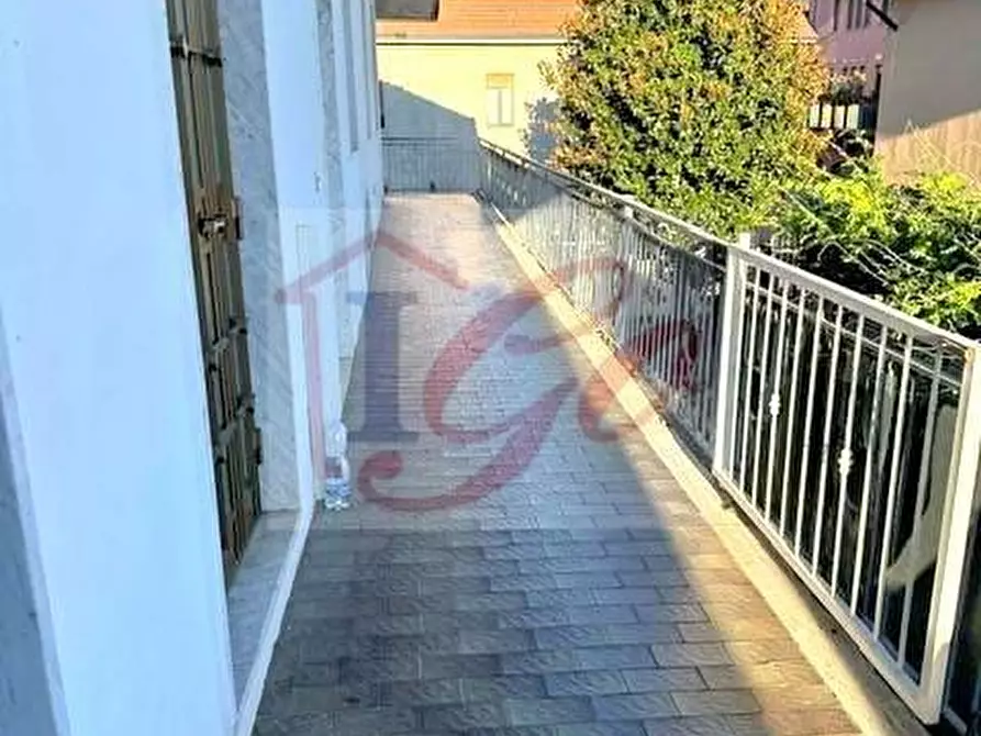 Immagine 11 di Appartamento in vendita  in via besana a Cavenago Di Brianza