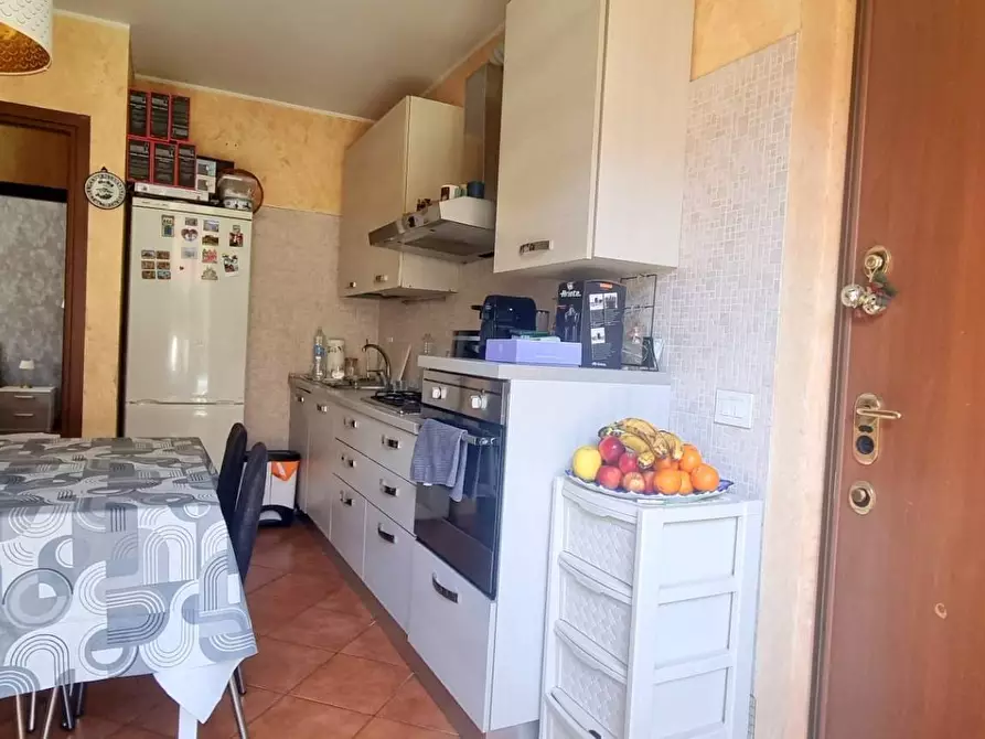 Immagine 6 di Appartamento in vendita  in via Massimo D'Azeglio a Vimercate