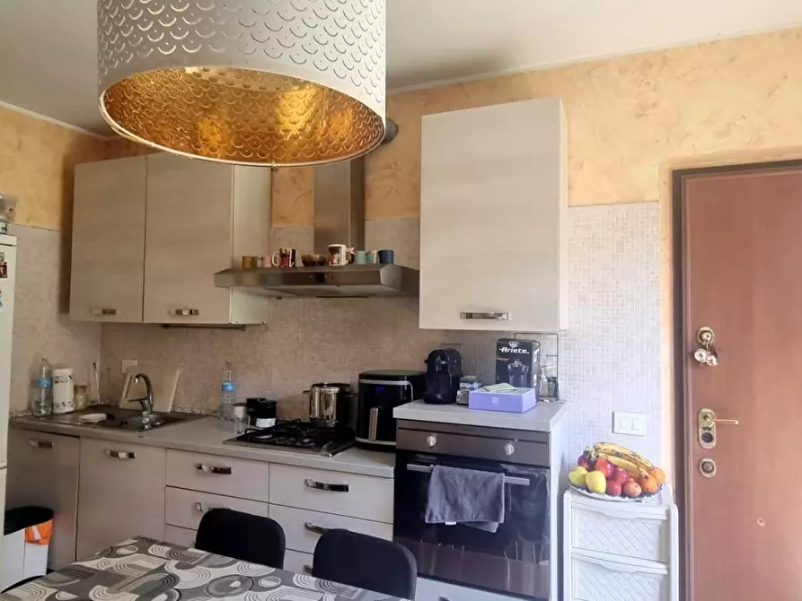 Immagine 7 di Appartamento in vendita  in via Massimo D'Azeglio a Vimercate