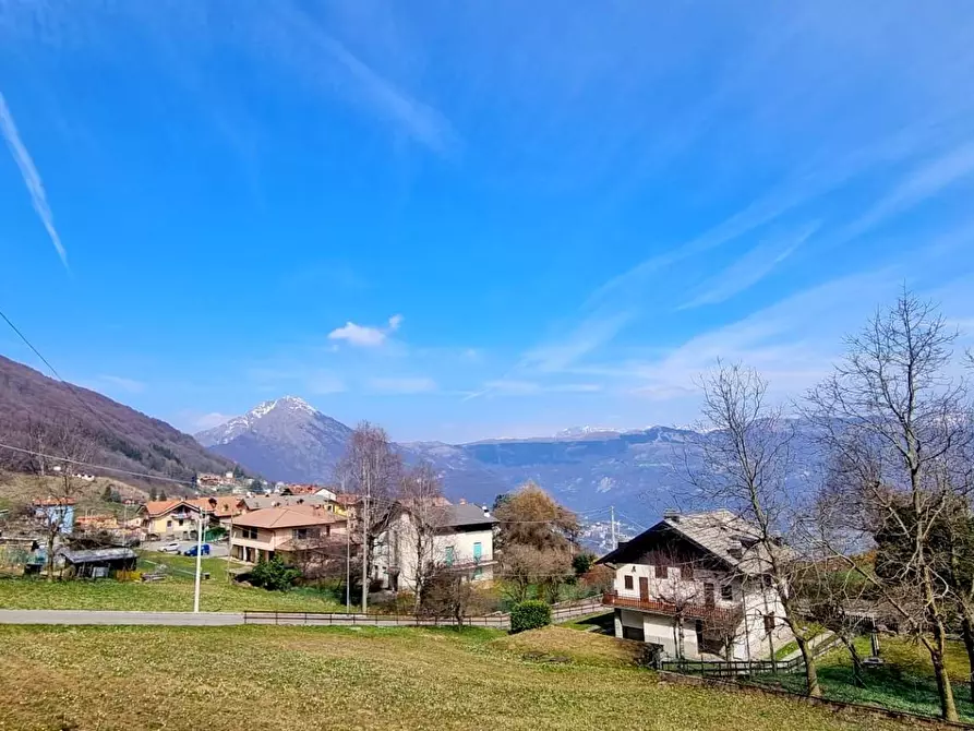 Immagine 4 di Appartamento in vendita  in Via Brumana a Costa Valle Imagna