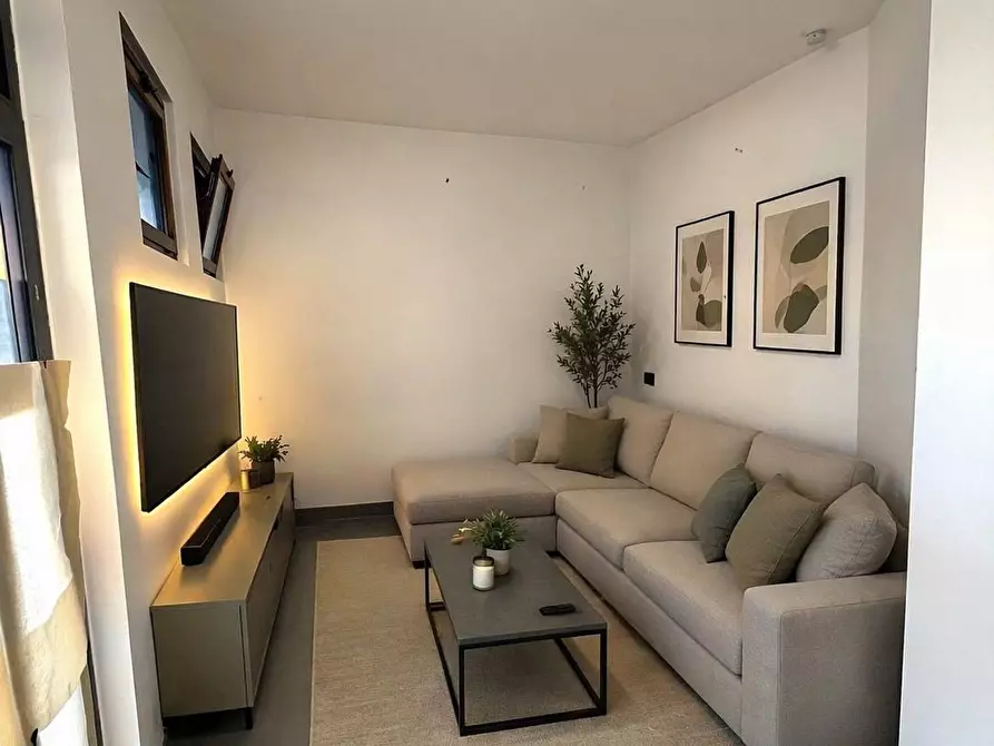 Immagine 1 di Appartamento in vendita  in via Italia a Grezzago