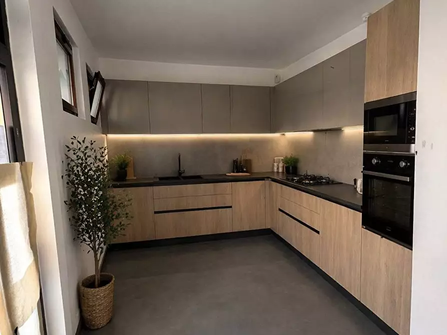 Immagine 3 di Appartamento in vendita  in via Italia a Grezzago