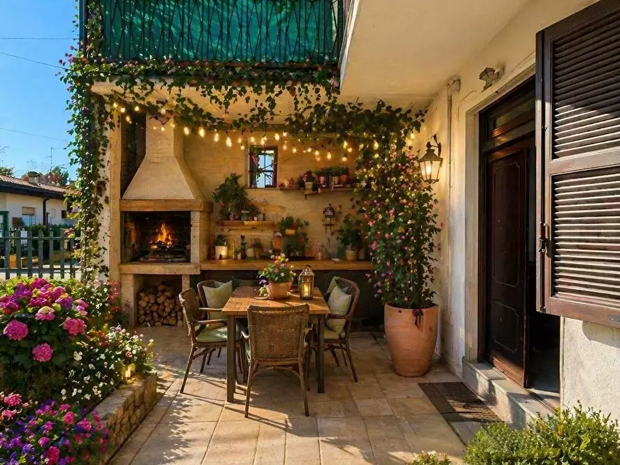 Immagine 2 di Casa semindipendente in vendita  in via don allegrini a Ponte San Pietro