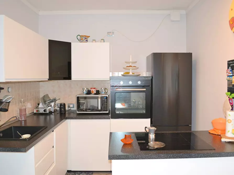 Immagine 8 di Casa semindipendente in vendita  in via  don miglietti a Basiano
