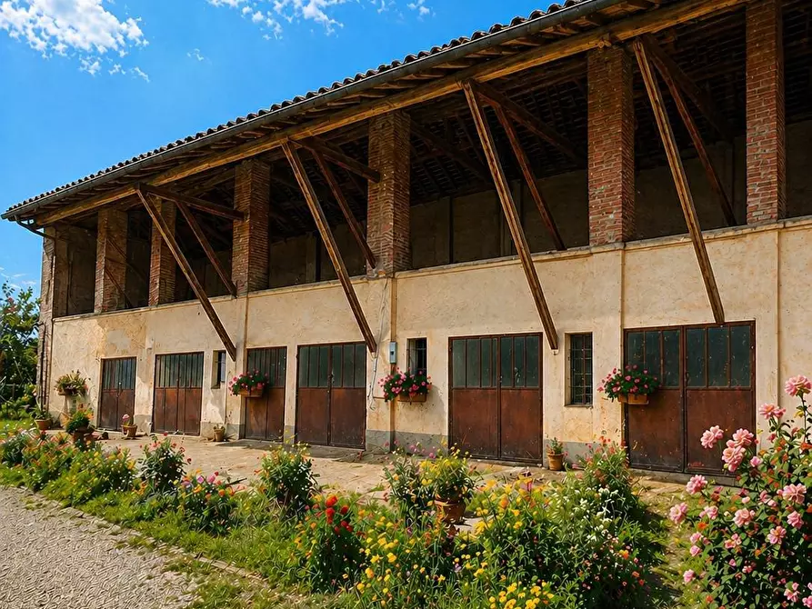 Immagine 1 di Rustico / casale in vendita  in via Lecco a Basiano