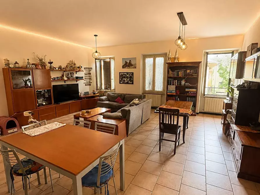 Immagine 3 di Appartamento in vendita  in via badia a Gessate