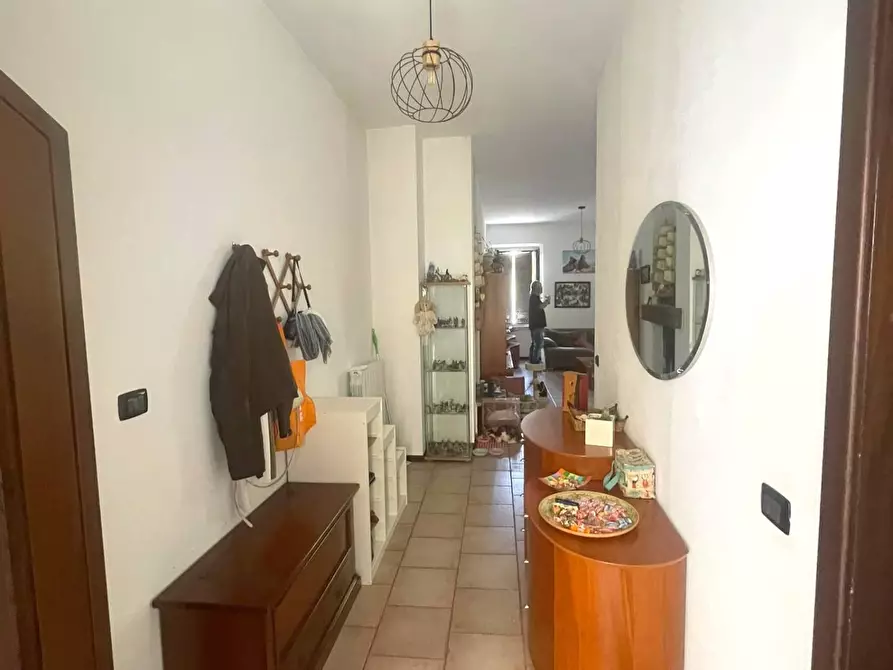 Immagine 5 di Appartamento in vendita  in via badia a Gessate