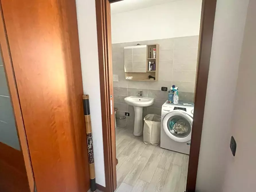 Immagine 8 di Appartamento in vendita  in via badia a Gessate