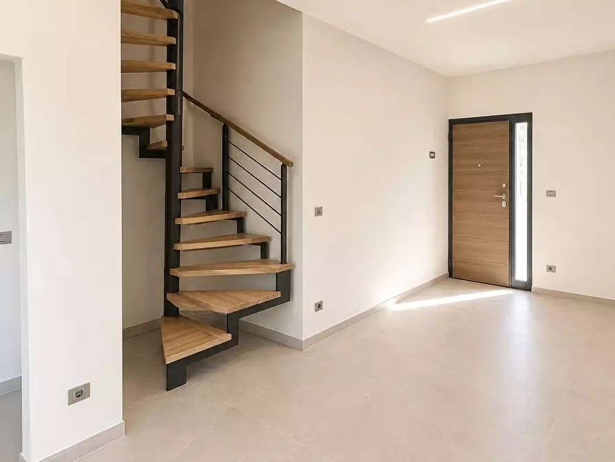 Immagine 3 di Casa semindipendente in vendita  in via domenico grassi a Capriate San Gervasio