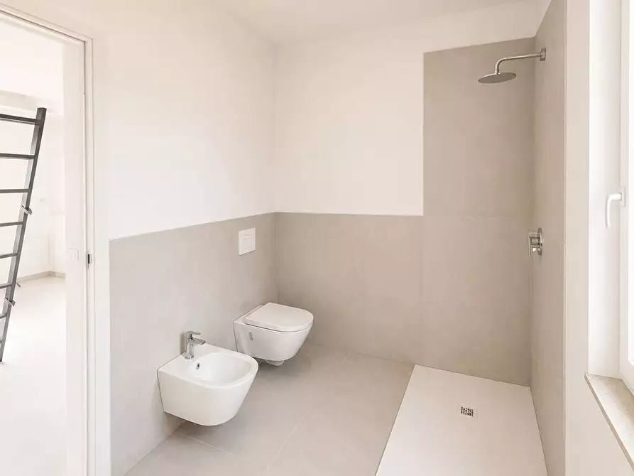 Immagine 6 di Casa semindipendente in vendita  in via domenico grassi a Capriate San Gervasio
