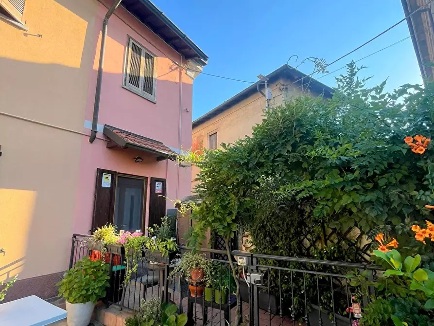 Immagine 3 di Villa in vendita  in via ai boschi a Basiano