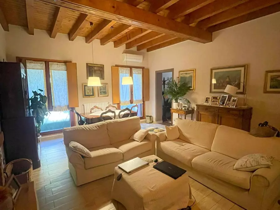 Immagine 5 di Villa in vendita  in via ai boschi a Basiano
