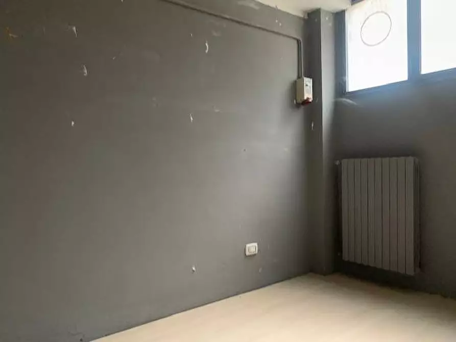 Immagine 9 di Negozio in affitto  in via matteotti a Bernareggio