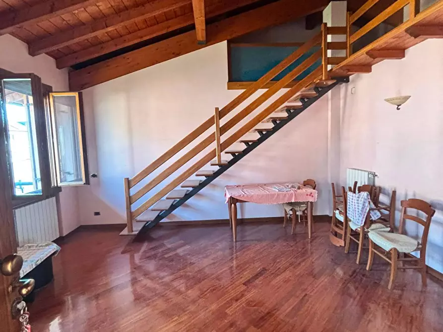 Immagine 2 di Appartamento in vendita  in via pascoli a Basiano