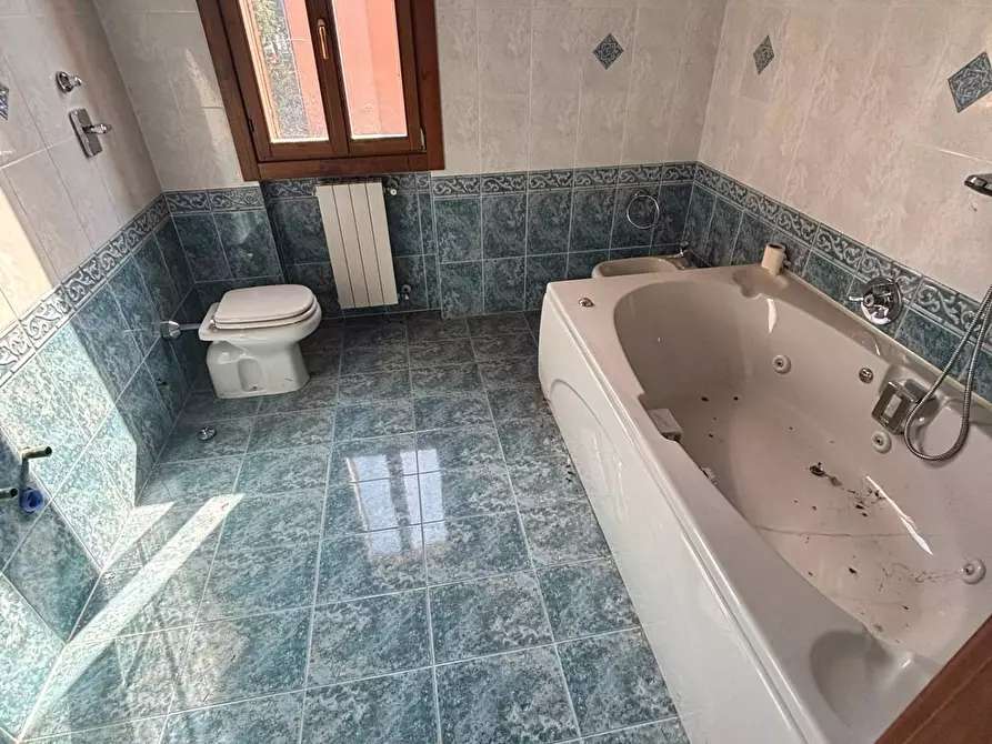 Immagine 15 di Appartamento in vendita  in via pascoli a Basiano
