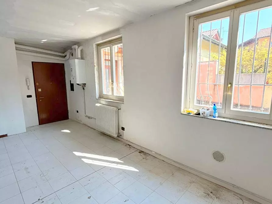 Immagine 7 di Locale commerciale in affitto  in via Badia a Basiano