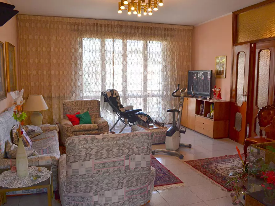 Immagine 3 di Villa in vendita  in via bustigatti a Capriate San Gervasio