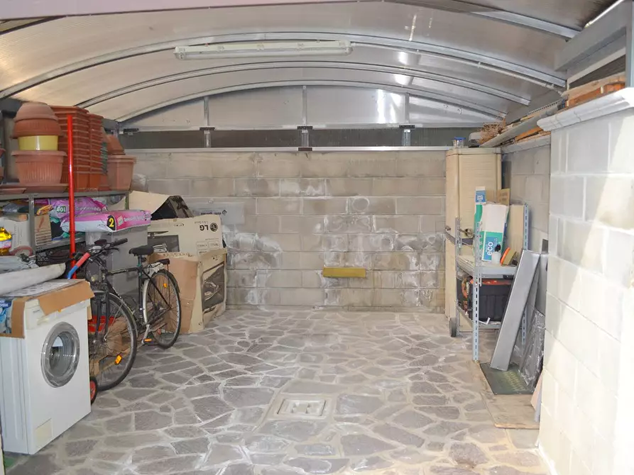 Immagine 33 di Villa in vendita  in via bustigatti a Capriate San Gervasio