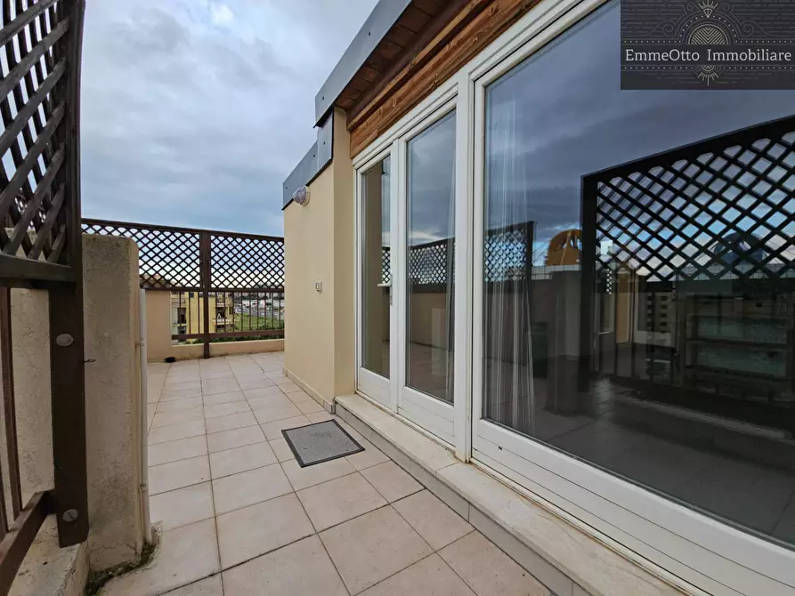 Immagine 27 di Appartamento in affitto  in via Bacone a Cagliari