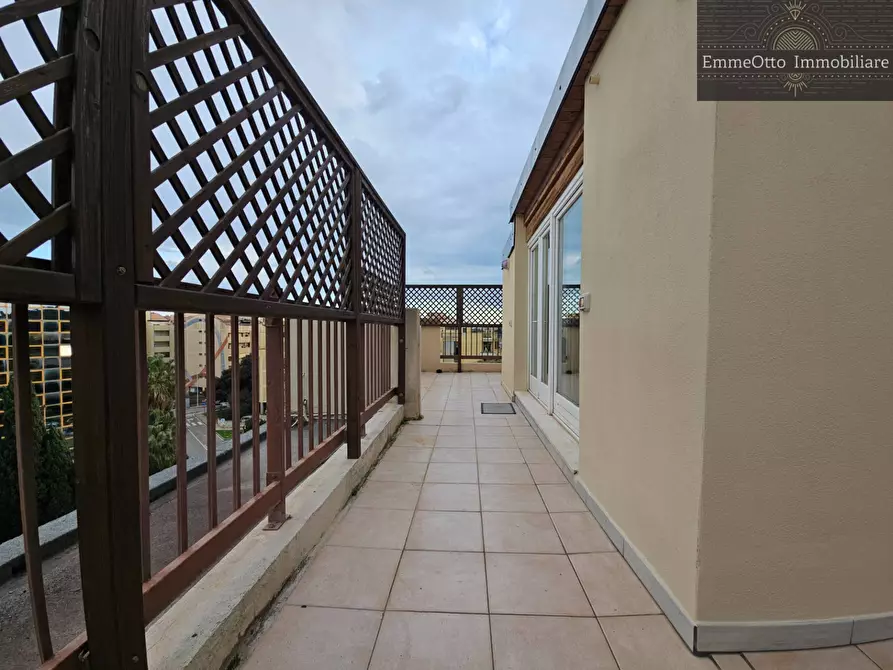 Immagine 30 di Appartamento in affitto  in via Bacone a Cagliari