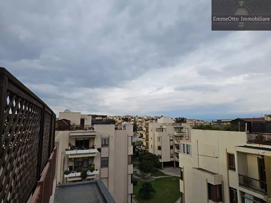 Immagine 35 di Appartamento in affitto  in via Bacone a Cagliari