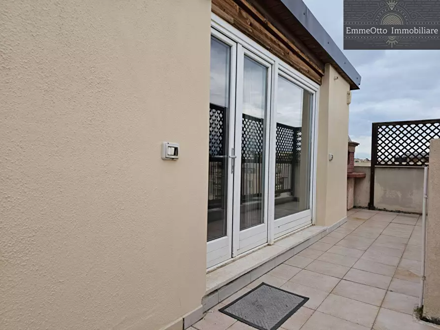 Immagine 36 di Appartamento in affitto  in via Bacone a Cagliari