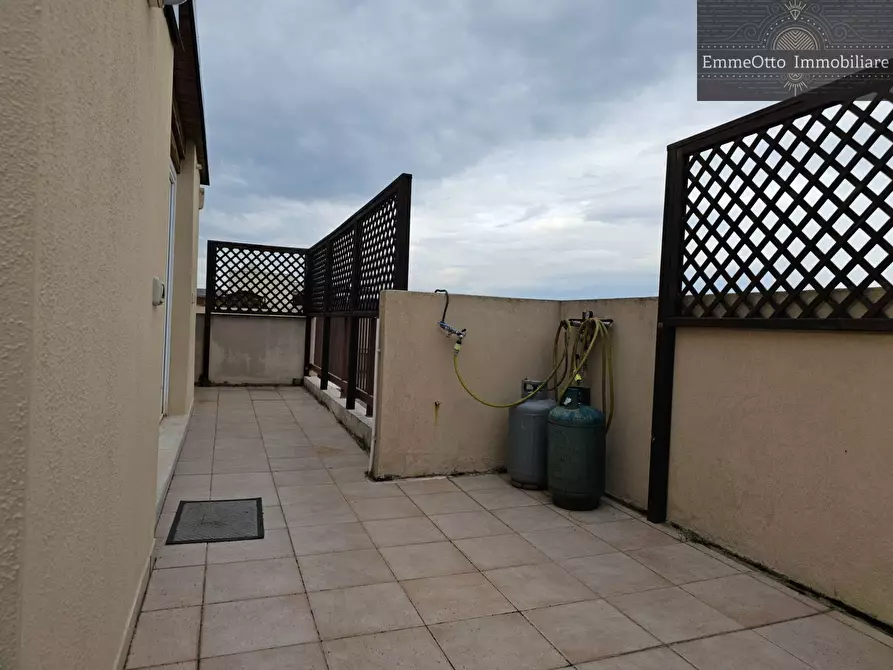 Immagine 37 di Appartamento in affitto  in via Bacone a Cagliari