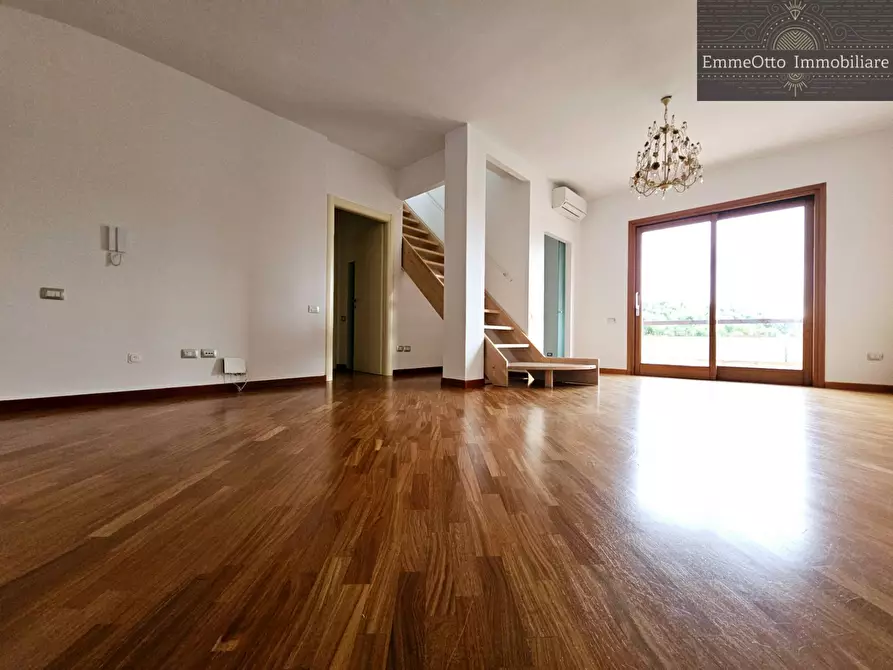 Immagine 1 di Appartamento in affitto  in via Bacone a Cagliari