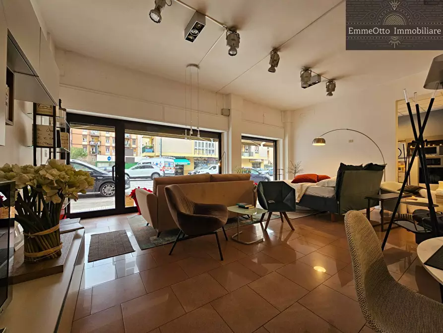 Immagine 1 di Locale commerciale in affitto  in Via Campania a Cagliari