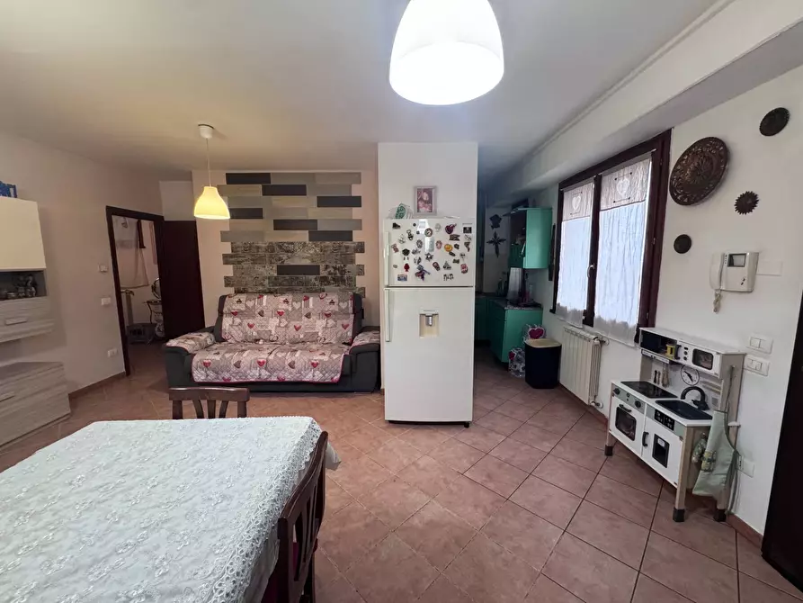 Immagine 4 di Appartamento in vendita  a Montopoli In Val D'arno