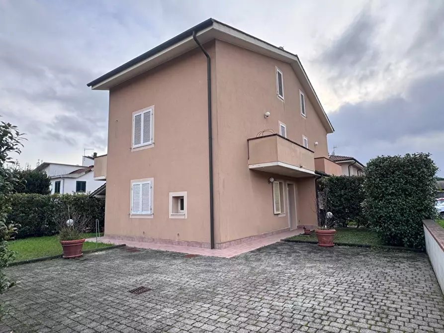 Immagine 48 di Villa in vendita  in VIA FRANCESCA SUD 520 a Montopoli In Val D'arno