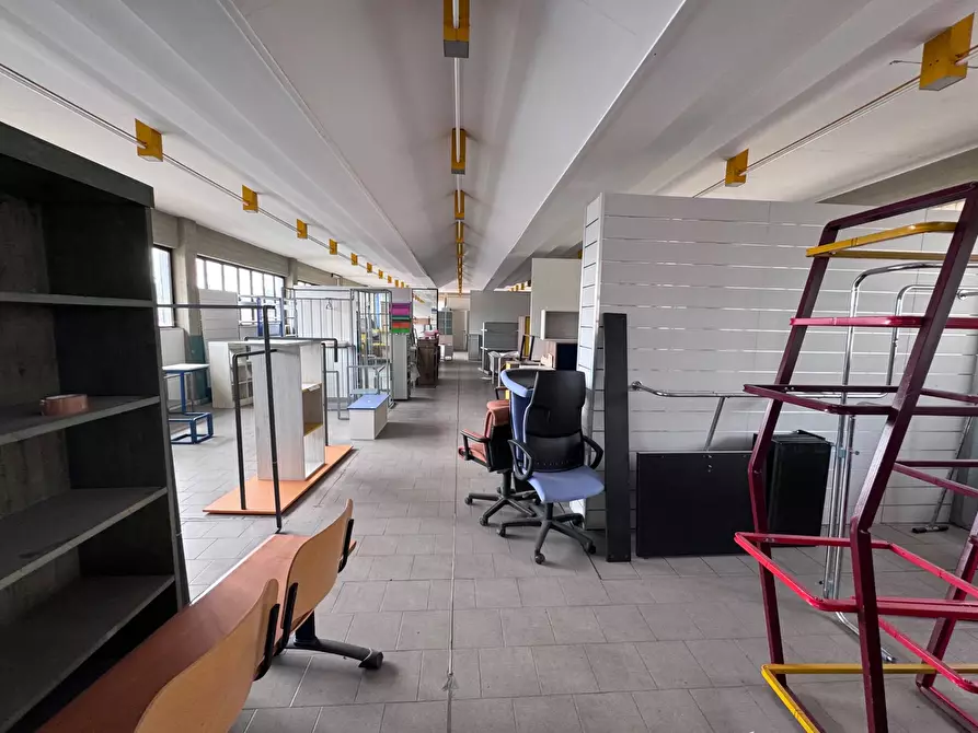 Immagine 7 di Capannone industriale in vendita  in VIA LUNGOMONTE a Montopoli In Val D'arno