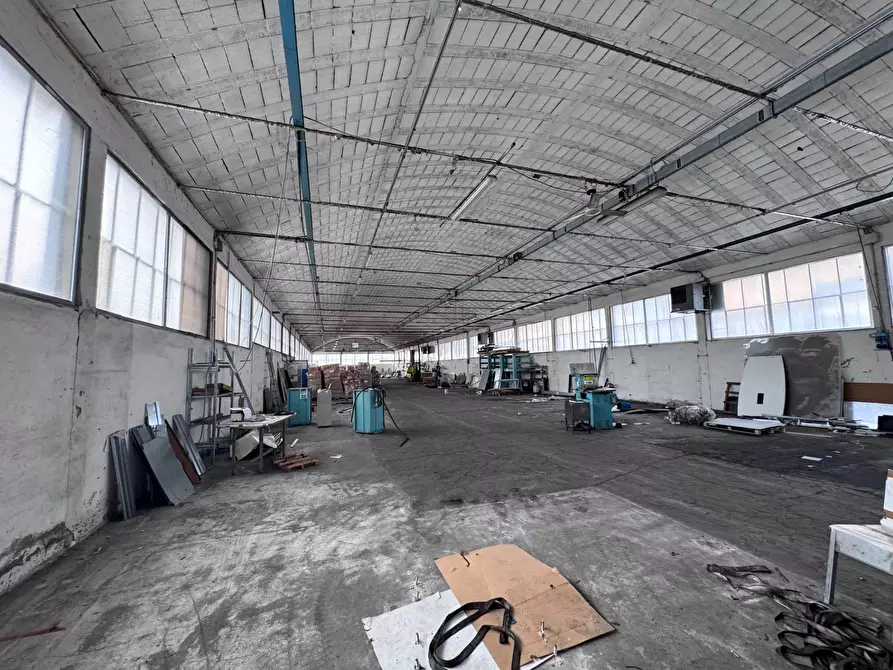 Immagine 23 di Capannone industriale in vendita  in VIA LUNGOMONTE a Montopoli In Val D'arno