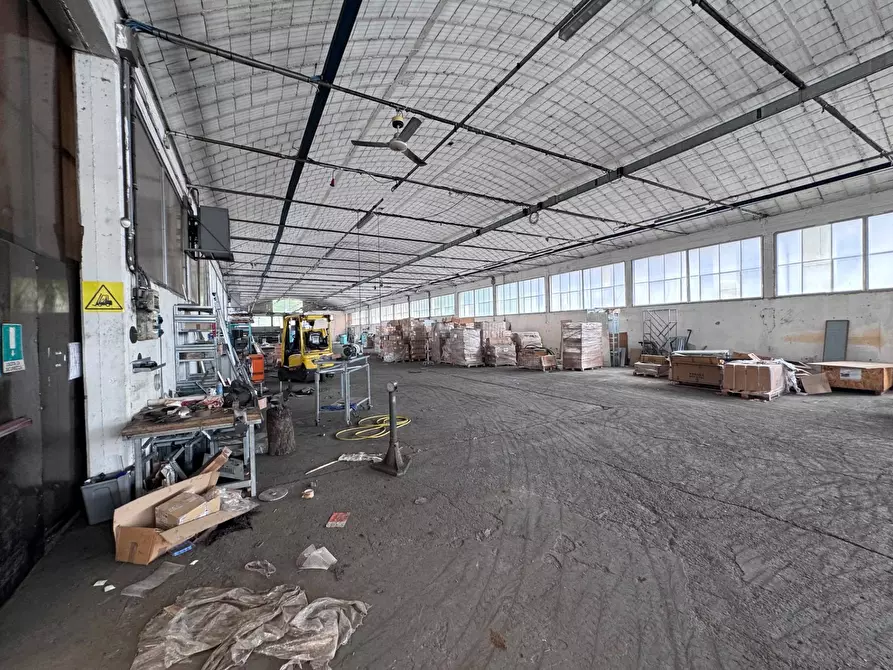 Immagine 25 di Capannone industriale in vendita  in VIA LUNGOMONTE a Montopoli In Val D'arno