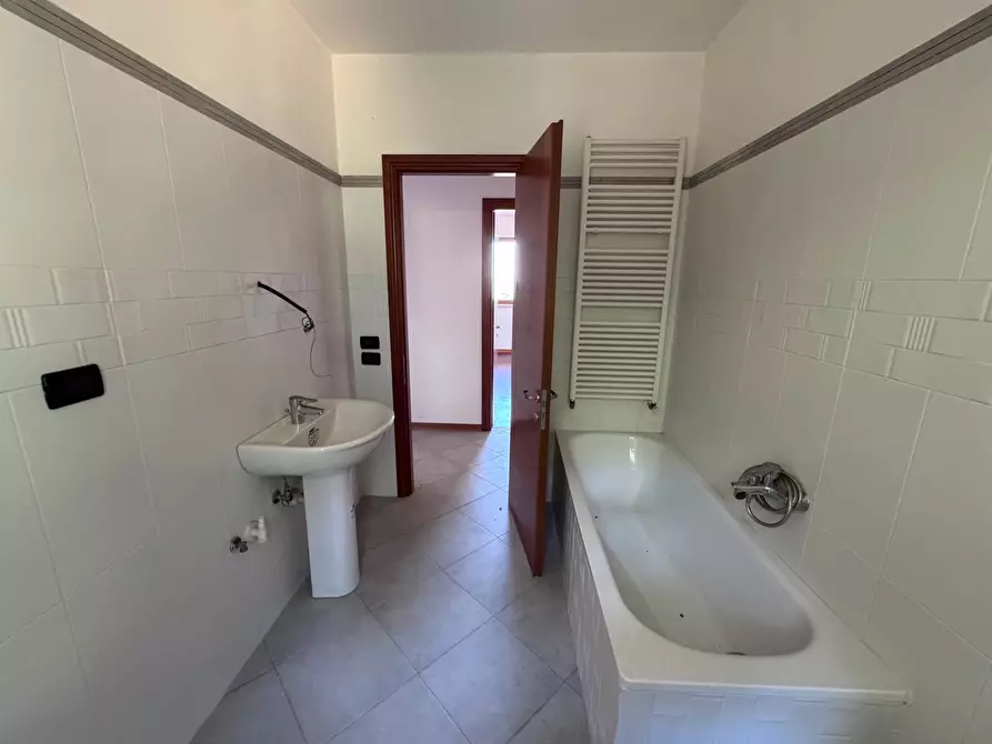 Immagine 18 di Attico in vendita  a Calcinaia