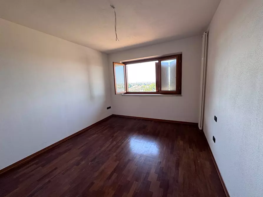 Immagine 24 di Attico in vendita  a Calcinaia