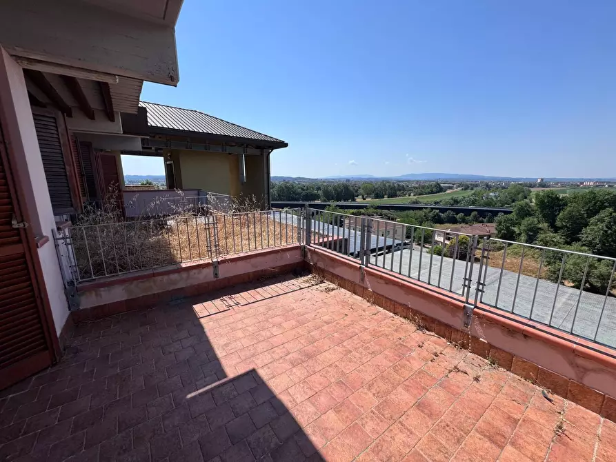 Immagine 9 di Attico in vendita  a Calcinaia