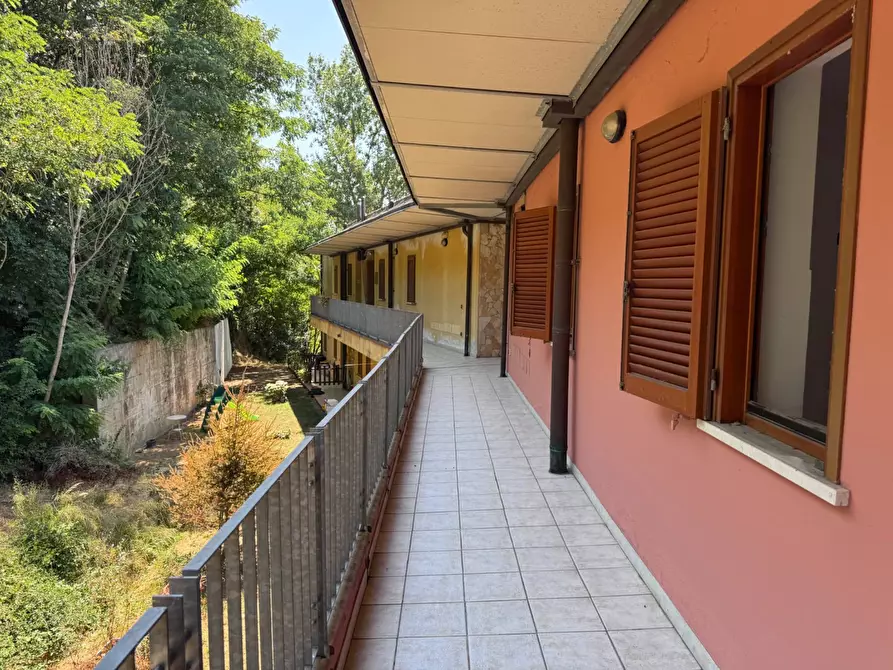 Immagine 39 di Attico in vendita  a Calcinaia