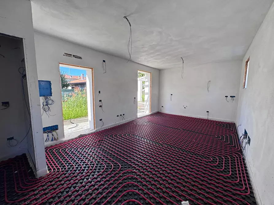 Immagine 8 di Casa indipendente in vendita  a Calcinaia