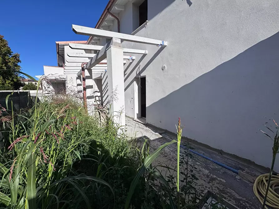 Immagine 4 di Casa indipendente in vendita  a Calcinaia