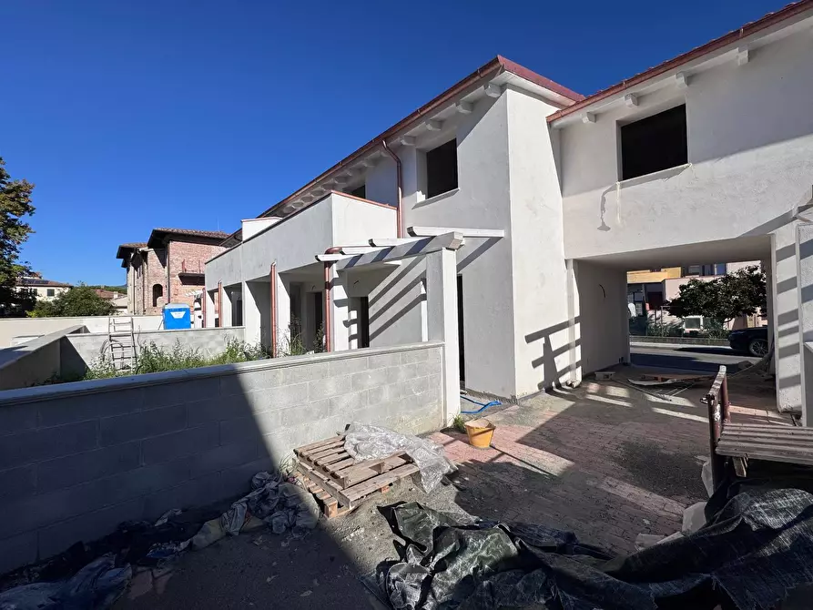 Immagine 3 di Casa indipendente in vendita  a Calcinaia