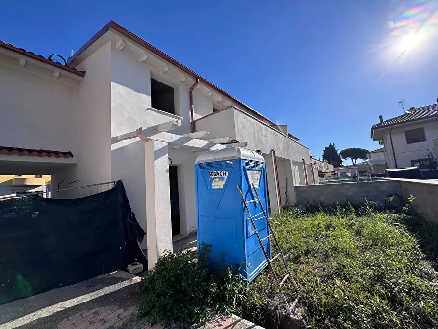 Immagine 3 di Casa indipendente in vendita  a Calcinaia