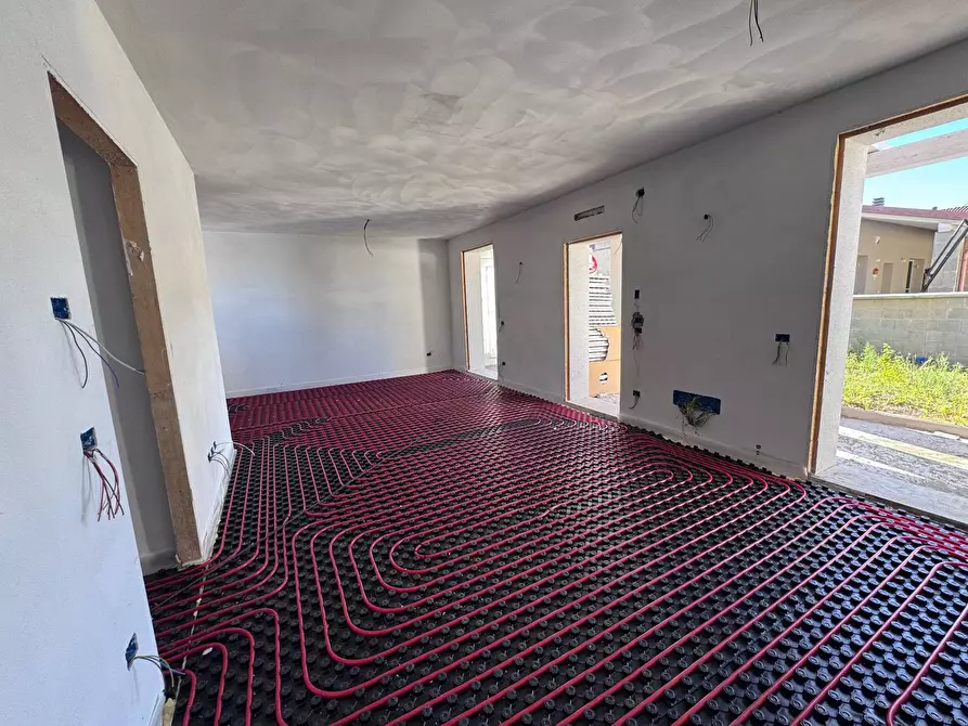 Immagine 8 di Casa indipendente in vendita  a Calcinaia