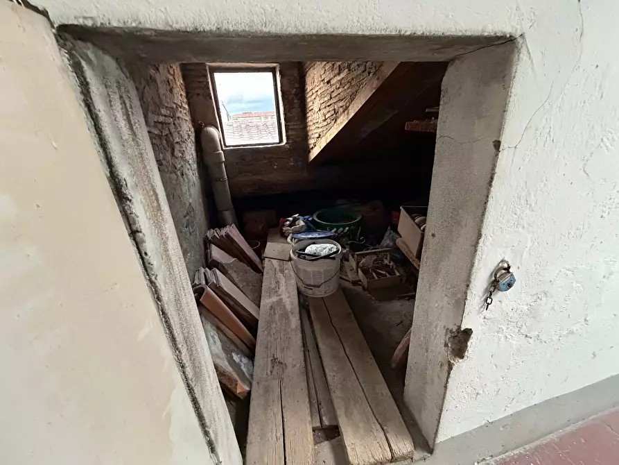 Immagine 29 di Appartamento in vendita  in CORSO MATTEOTTI a Pontedera