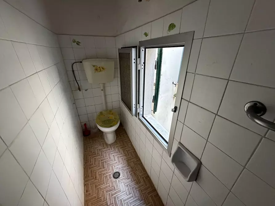 Immagine 9 di Appartamento in vendita  in CORSO MATTEOTTI a Pontedera